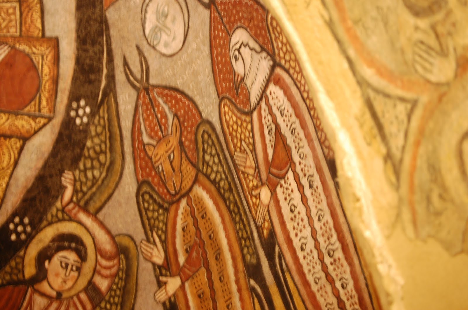 Detail of the other side of the same fresco representing the two other gospel writers: St. Luke (winged ox) and St. John (winged eagle). (Photo by author)
