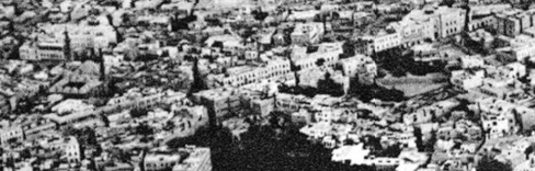 Arcades running along Muhammad Ali Street. Some sections of this still remain, especially near 'Attaba. This photo is from another of Spelterini's 1904 aerials.