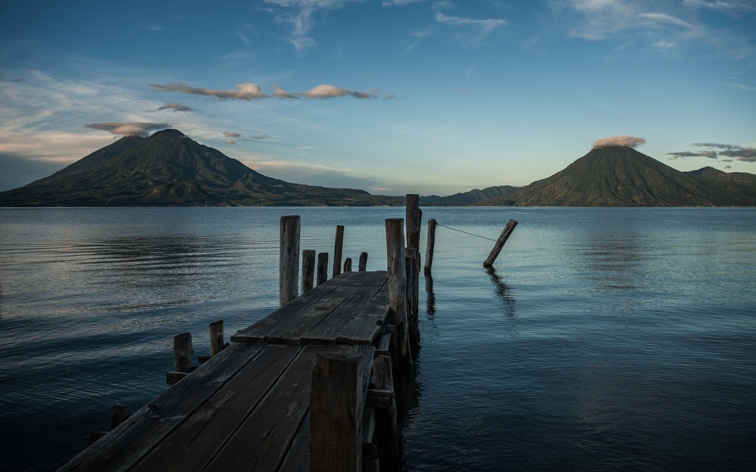  LAGO DI ATITLAN, GUATEMALA 