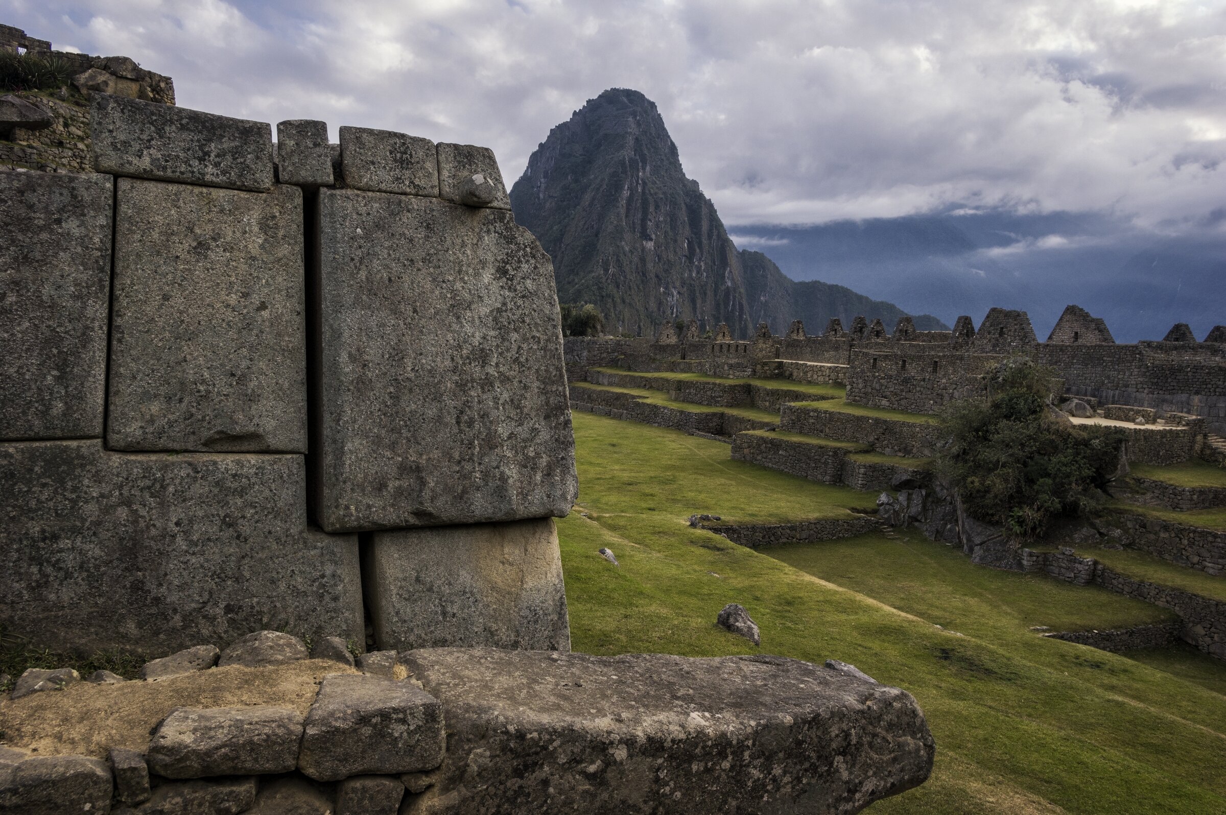  MACHU PICCHU, PERU 