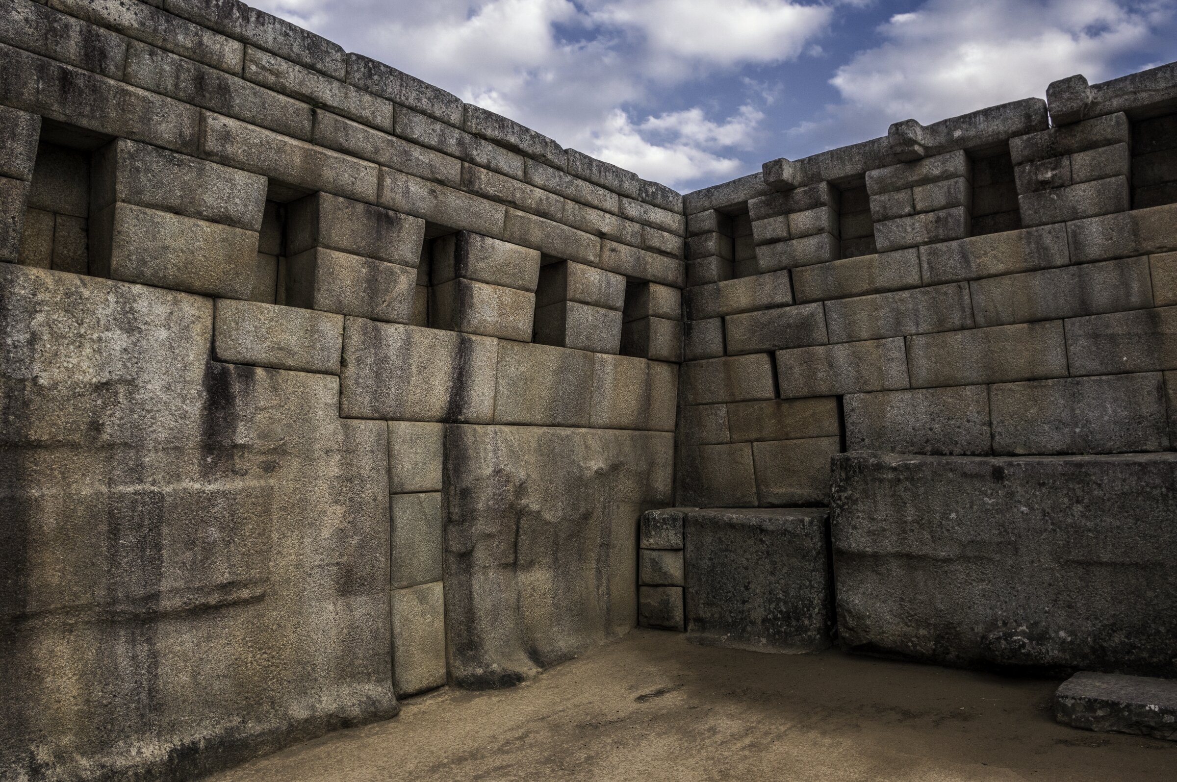  MACHU PICCHU, PERU 