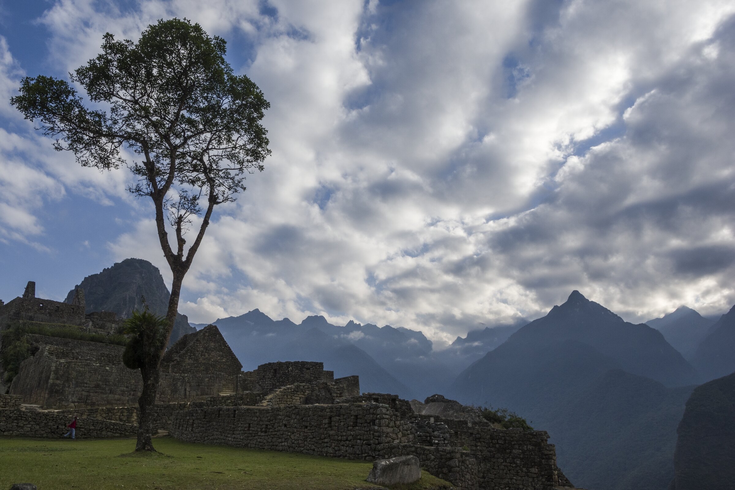  MACHU PICCHU, PERU 