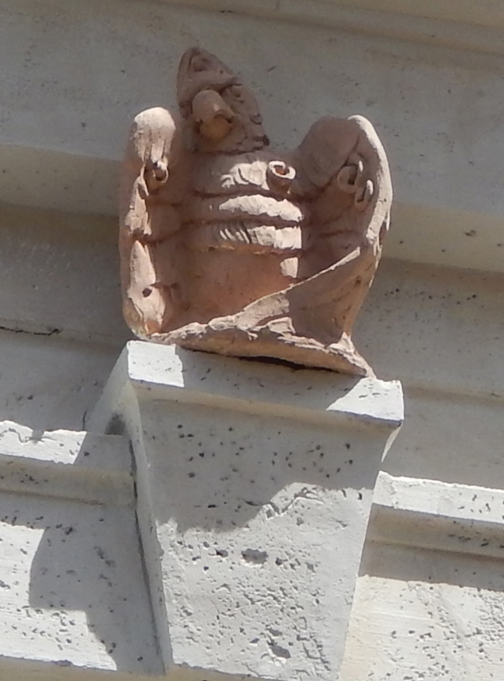 Parrot (Decorative Clay Figure)