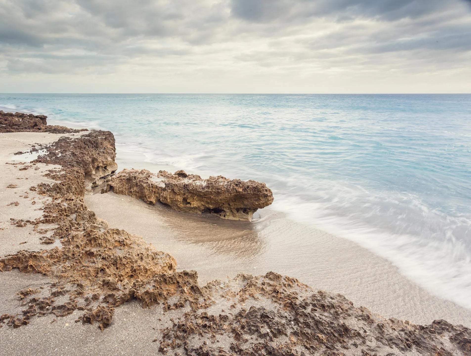 Another beautiful morning in Jupiter, Florida. This morning Greg Anderson and I went to one of our favorite spots in this beach. Though not much action with the waves, the colors of the morning were truly nice and soft. Not everything has to be high contrast and bold in landscape photography.. Hope you all like it See you soon 