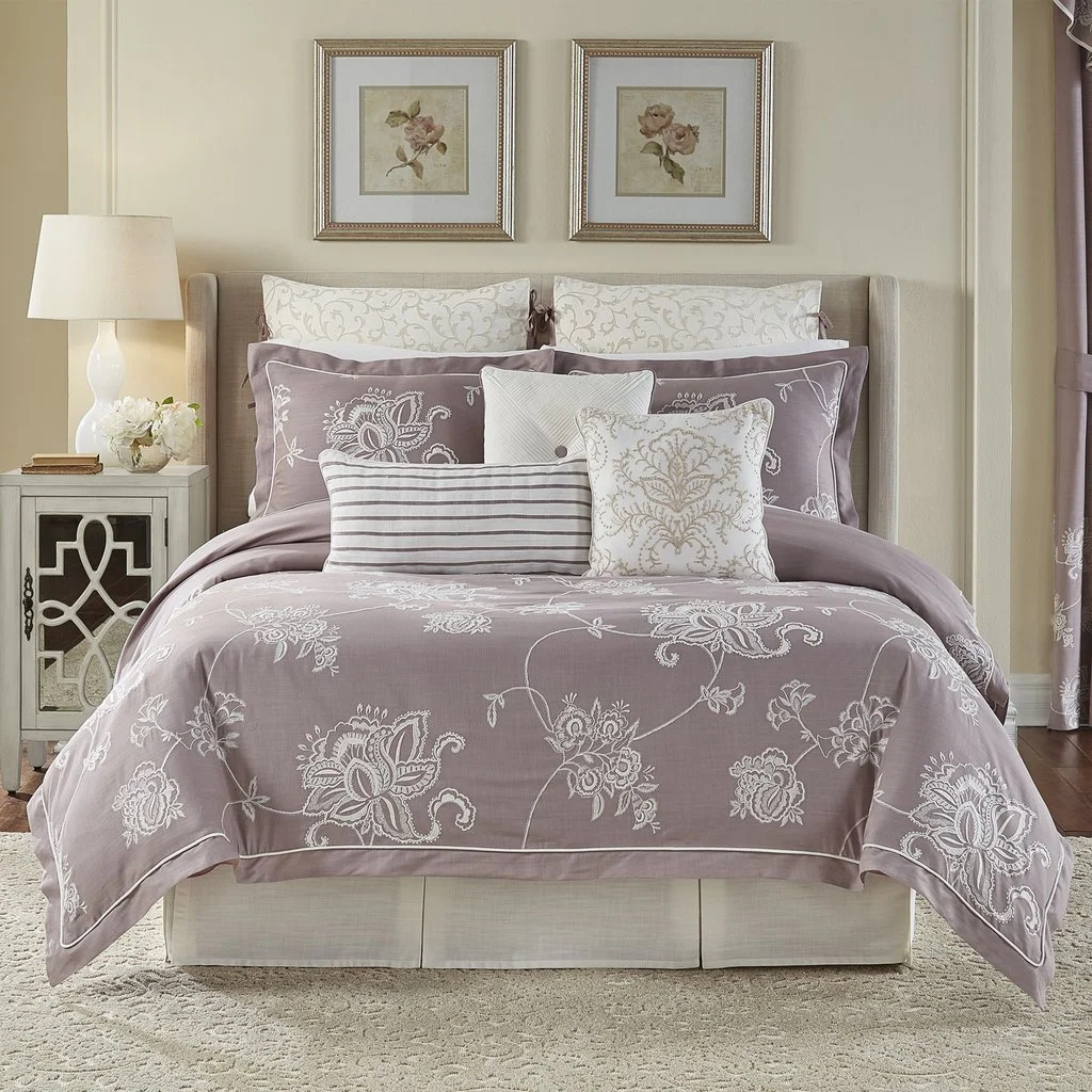 croscill liliana comforter 2.jpg