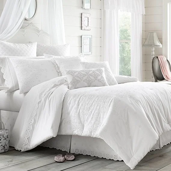 lucy comforter set (2).jpg