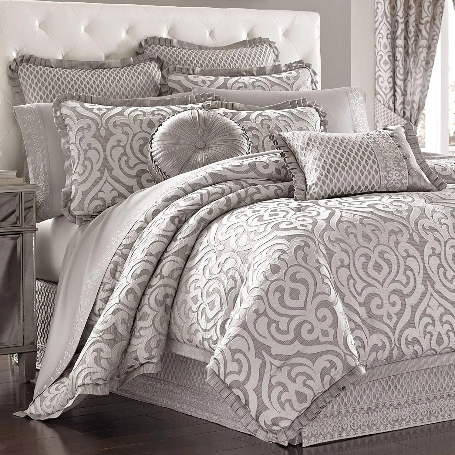 babylon comforter set.jpg