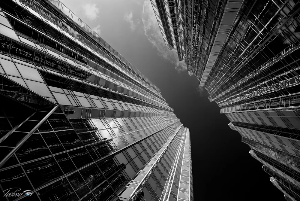16-07-16-PittsburghDowntown-265-Edit-Web.jpg
