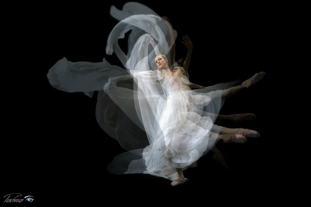 17-09-17-Dance-2171-Edit-Web.jpg
