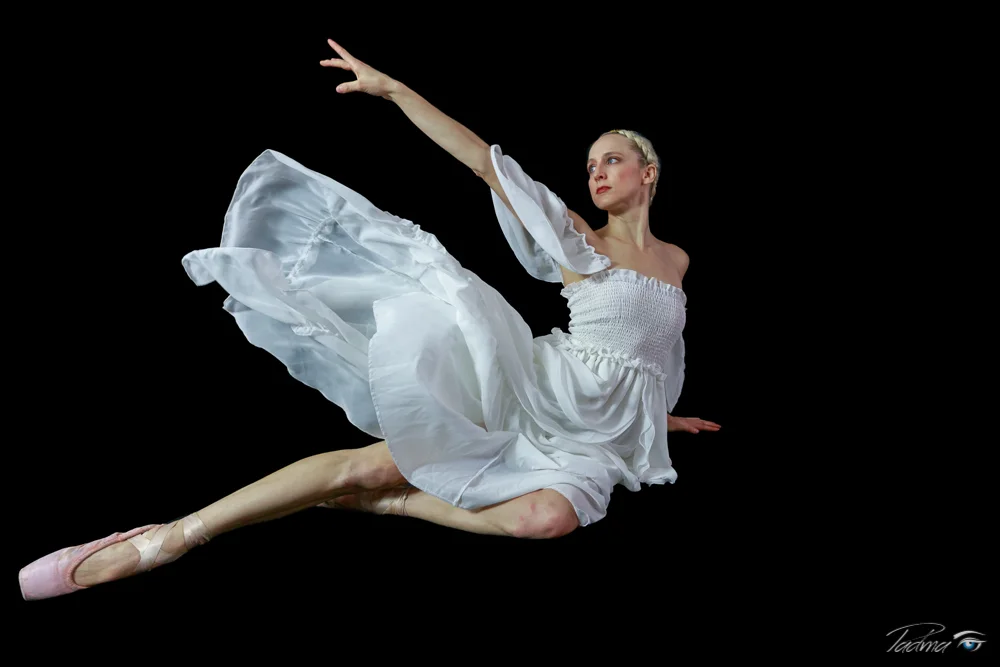 17-09-17-Dance-2562-edit-Web.jpg