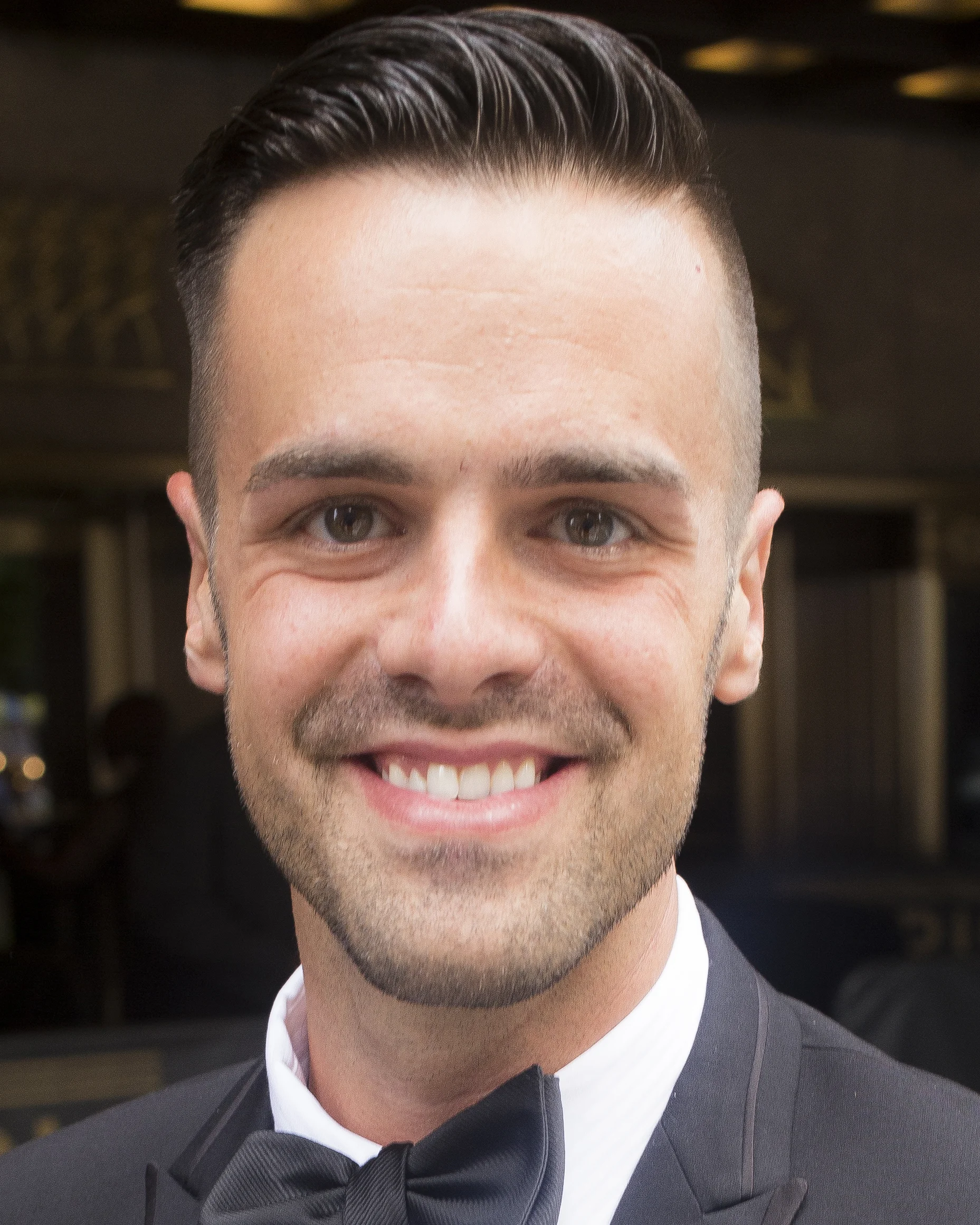 moritzheadshot (4).jpg