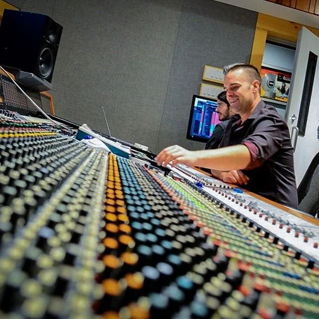 Caught in my natural habitat!! @soundonsoundstudios #musicdirector #pianist #producer #recordingstudio mixing @wandasworld.musical