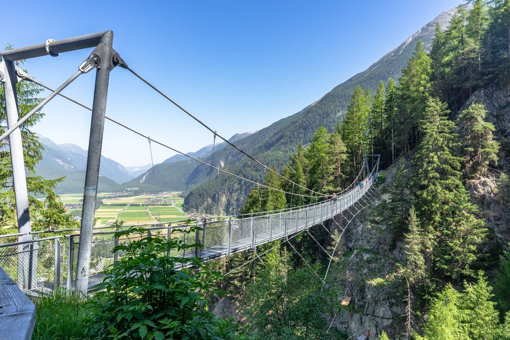 oetztaler-urweg-oetztal-laengenfeld-haengebruecke.jpg