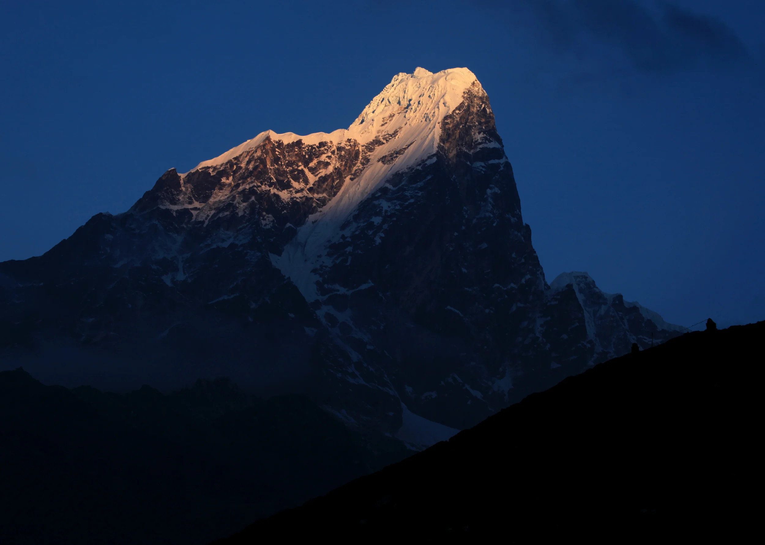 Tawoche + Peak (6542m)