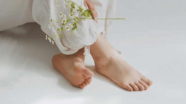 Baby Foot / Kid Sister / Video by GBM