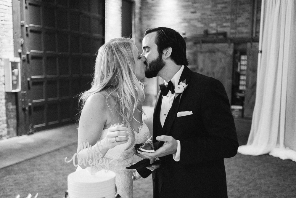 Minneapolis wedding photographer black and white-98.jpg