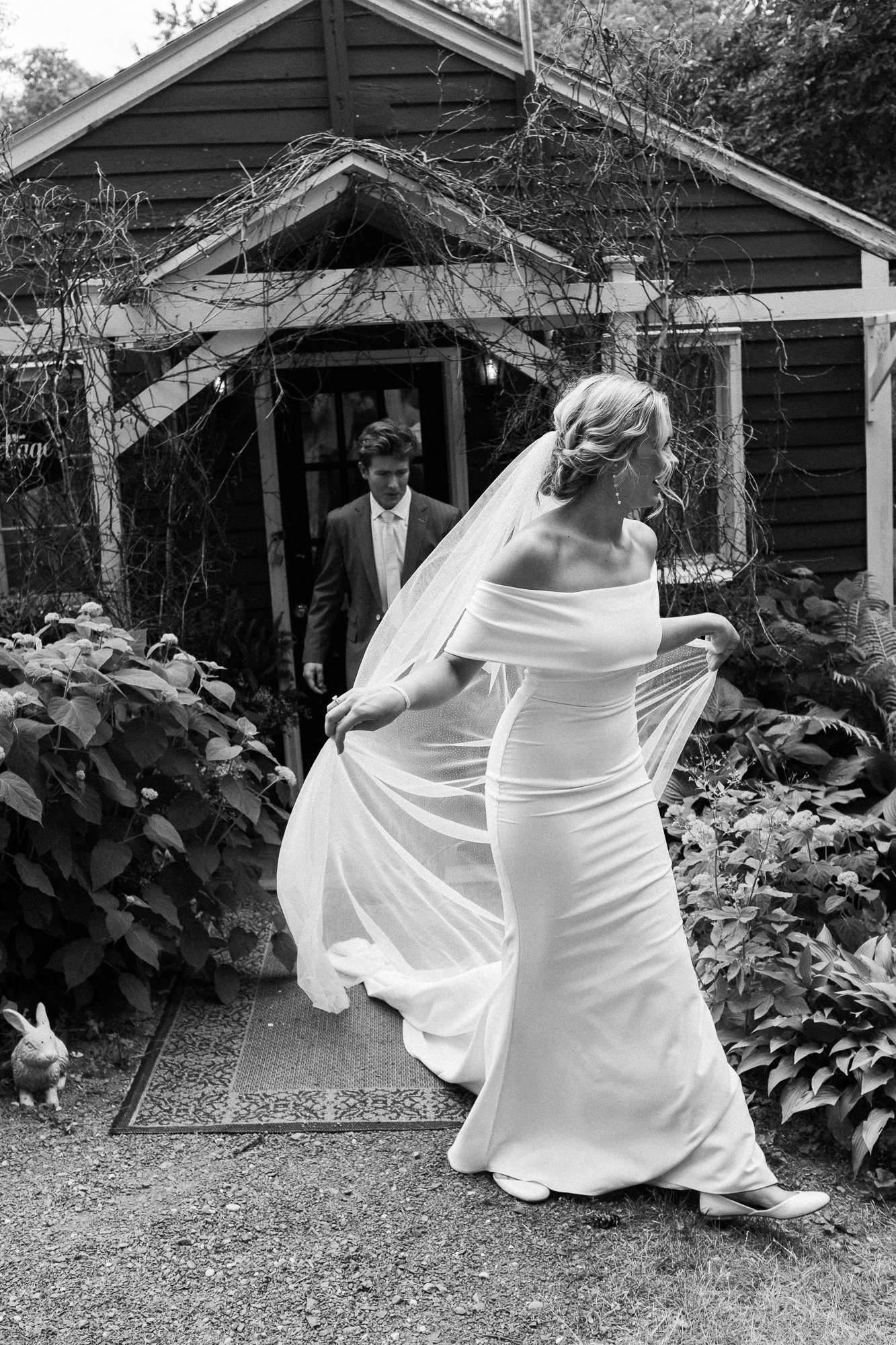 Camrose Hill Wedding Photographer-61.jpg