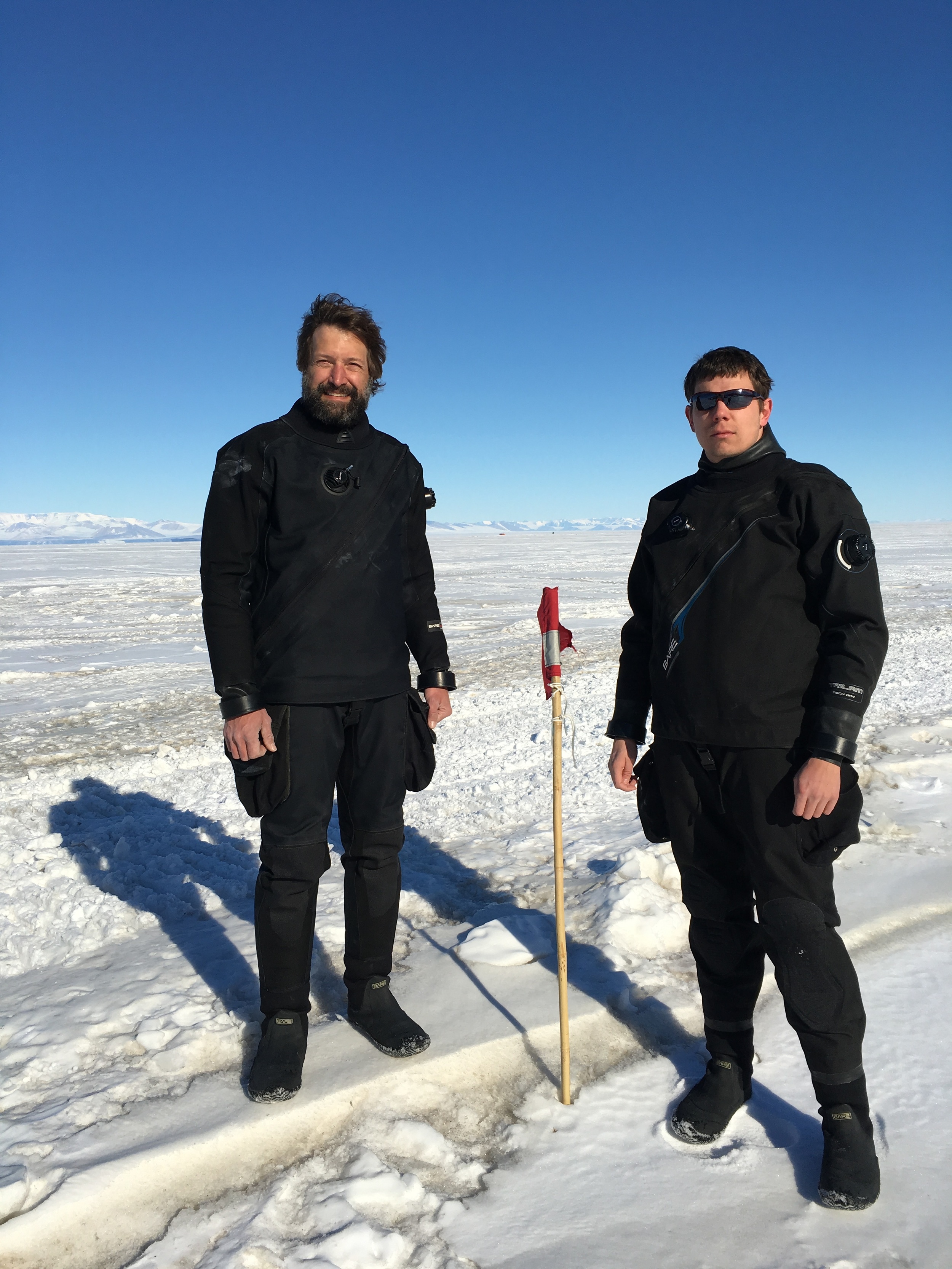  Bret and Steve:&nbsp; Antarctic SCUBA heroes. 