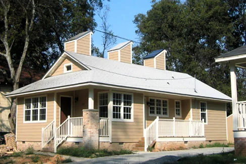 Exterior, Southeast Corner