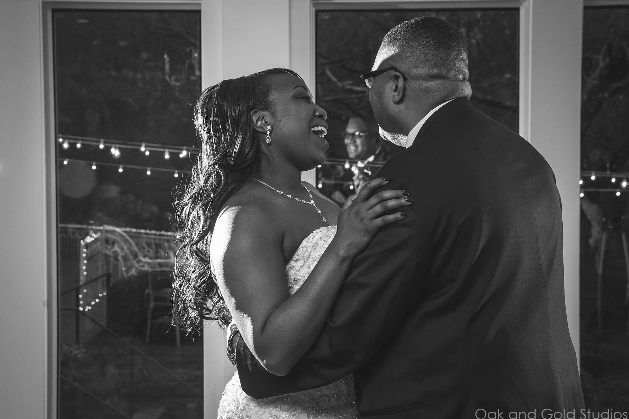 bride and groom first dance.jpg