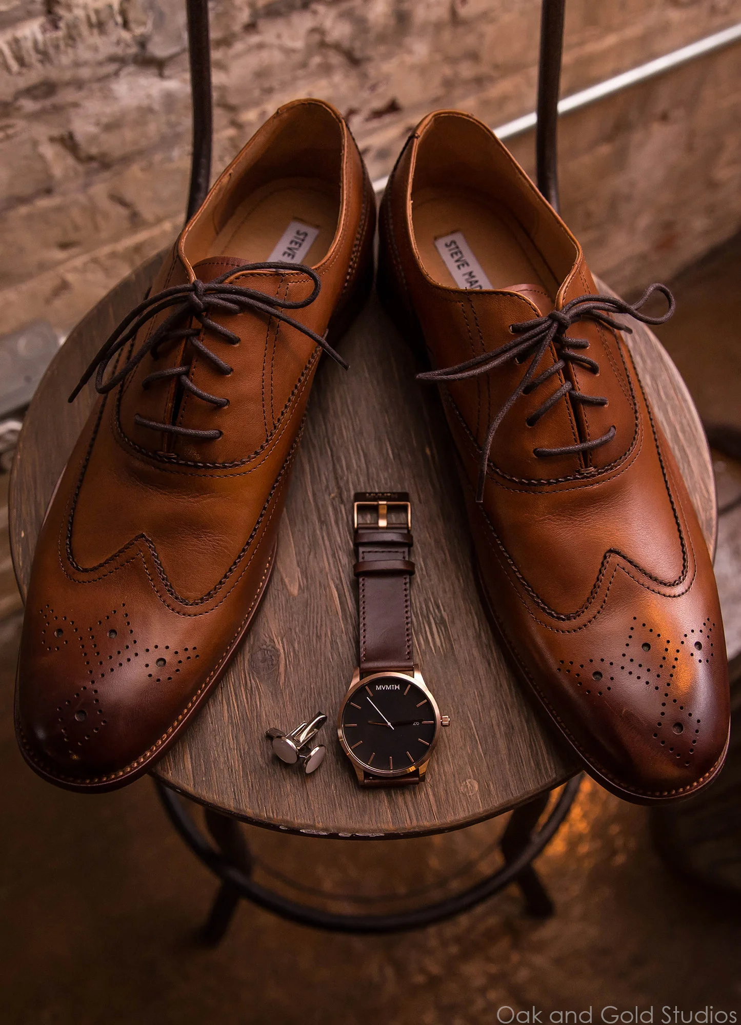 brown grooms shoes.jpg
