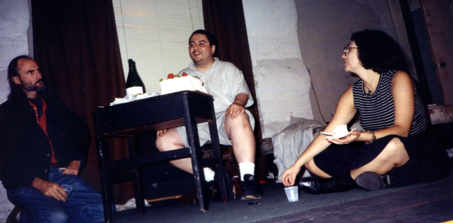 photo_hanging1993009.jpg