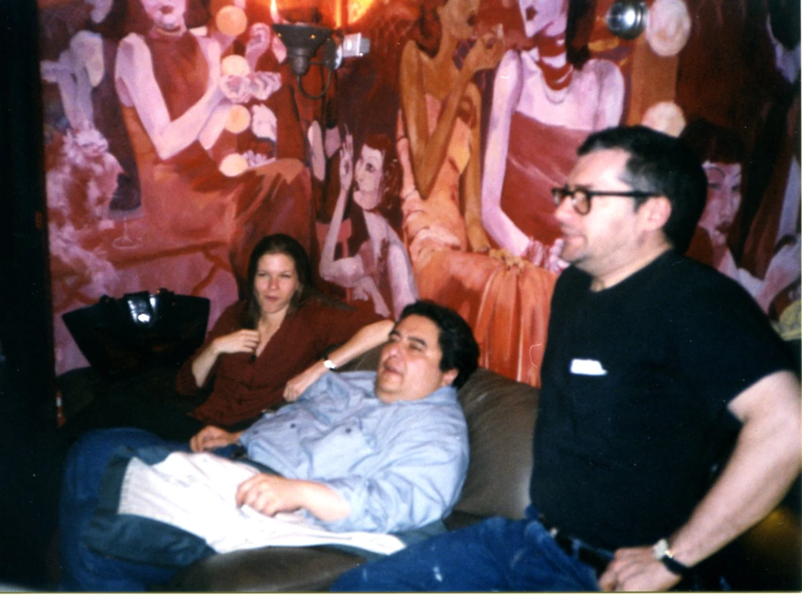 photo_hanging 1999010.jpg