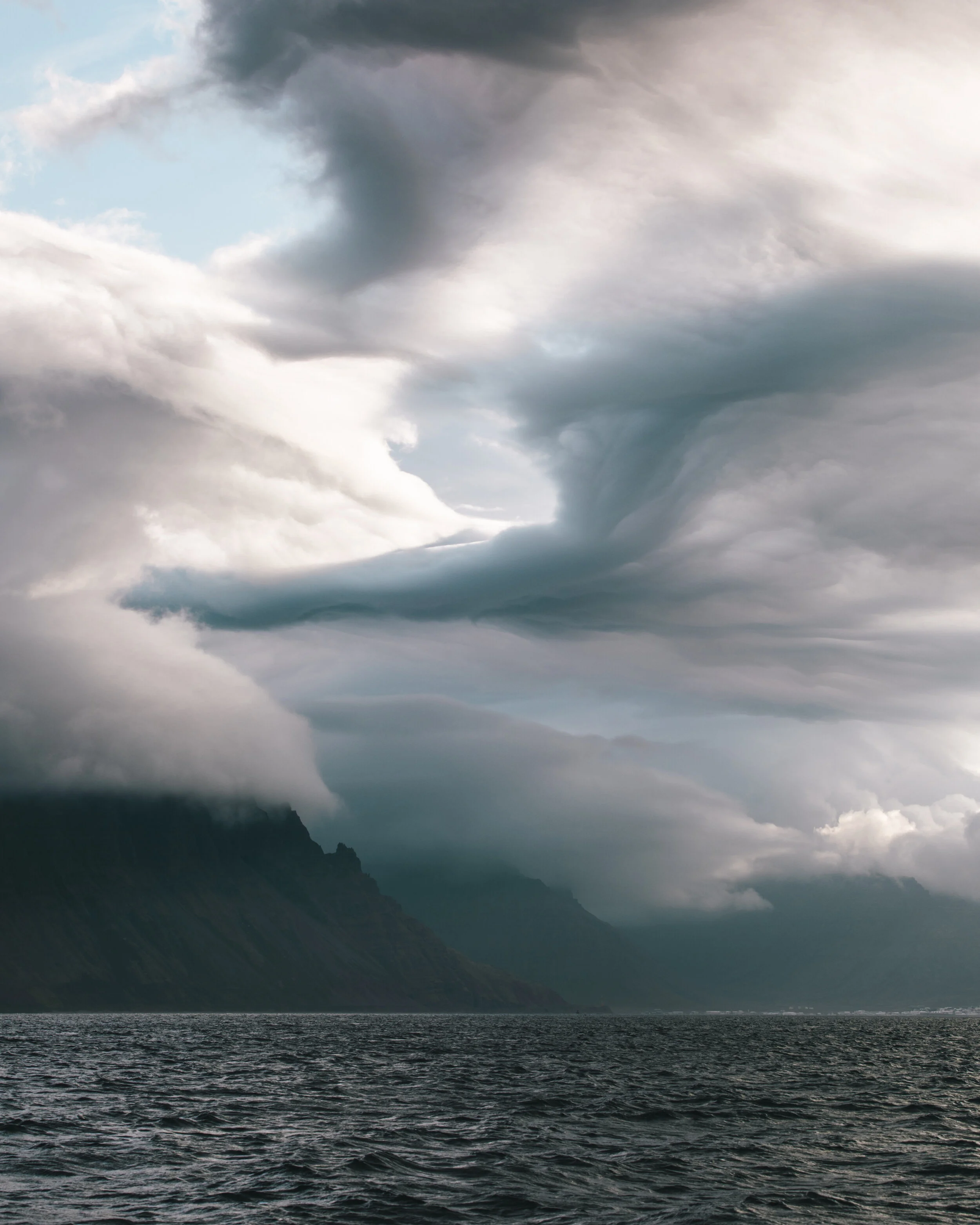 Arctic Sailing - Midnight Sun