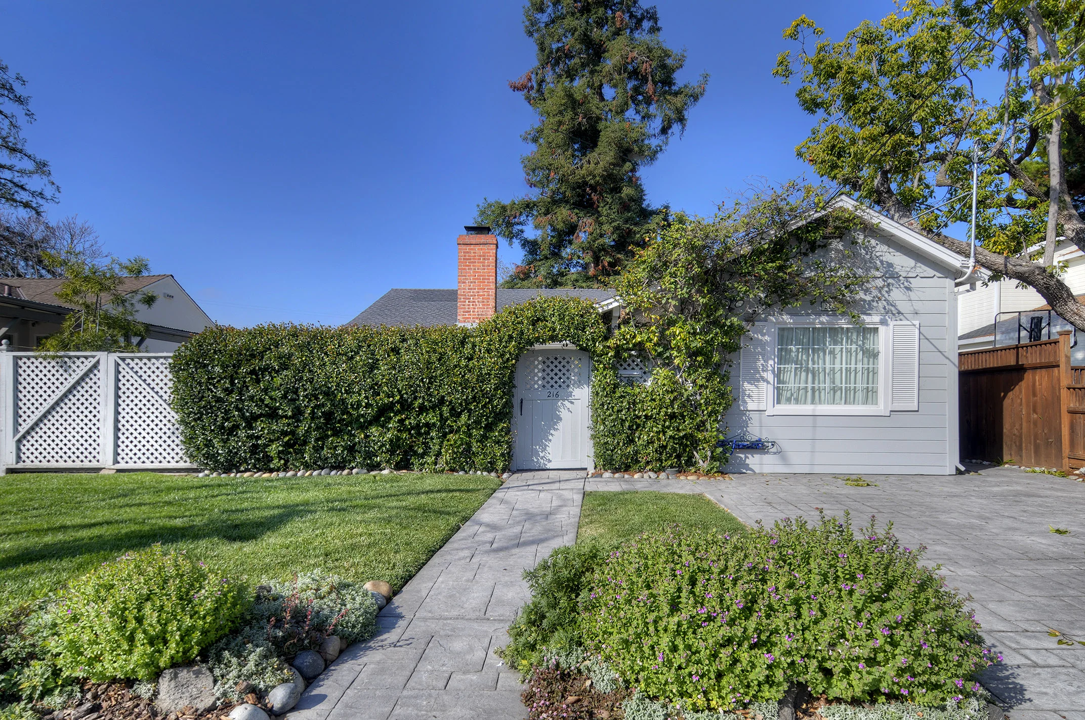 Just Listed! 216 Harrison Ave, Redwood City
