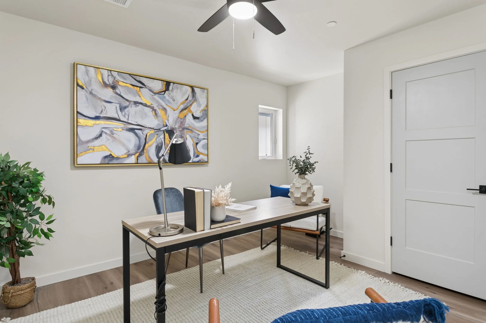 33-web-or-mls-8202-e-mackenzie-dr 2.JPG