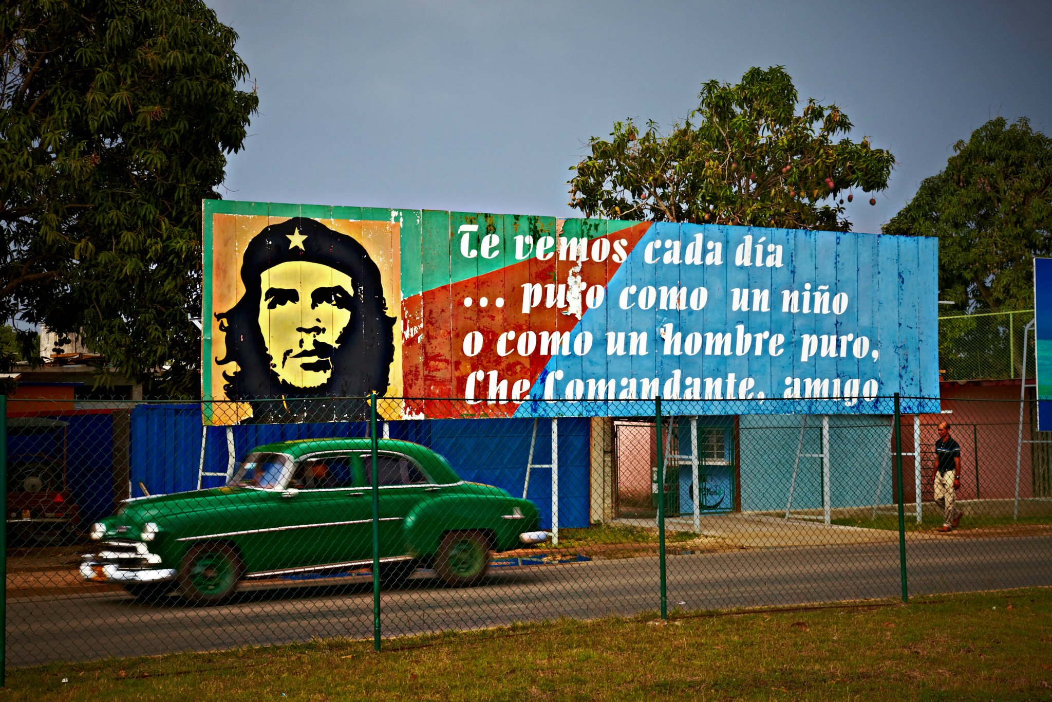 The "surrealism," as the Cubans call it - of seeing a 1950s American car set against the backdrop of revolutionary Che Guevara 