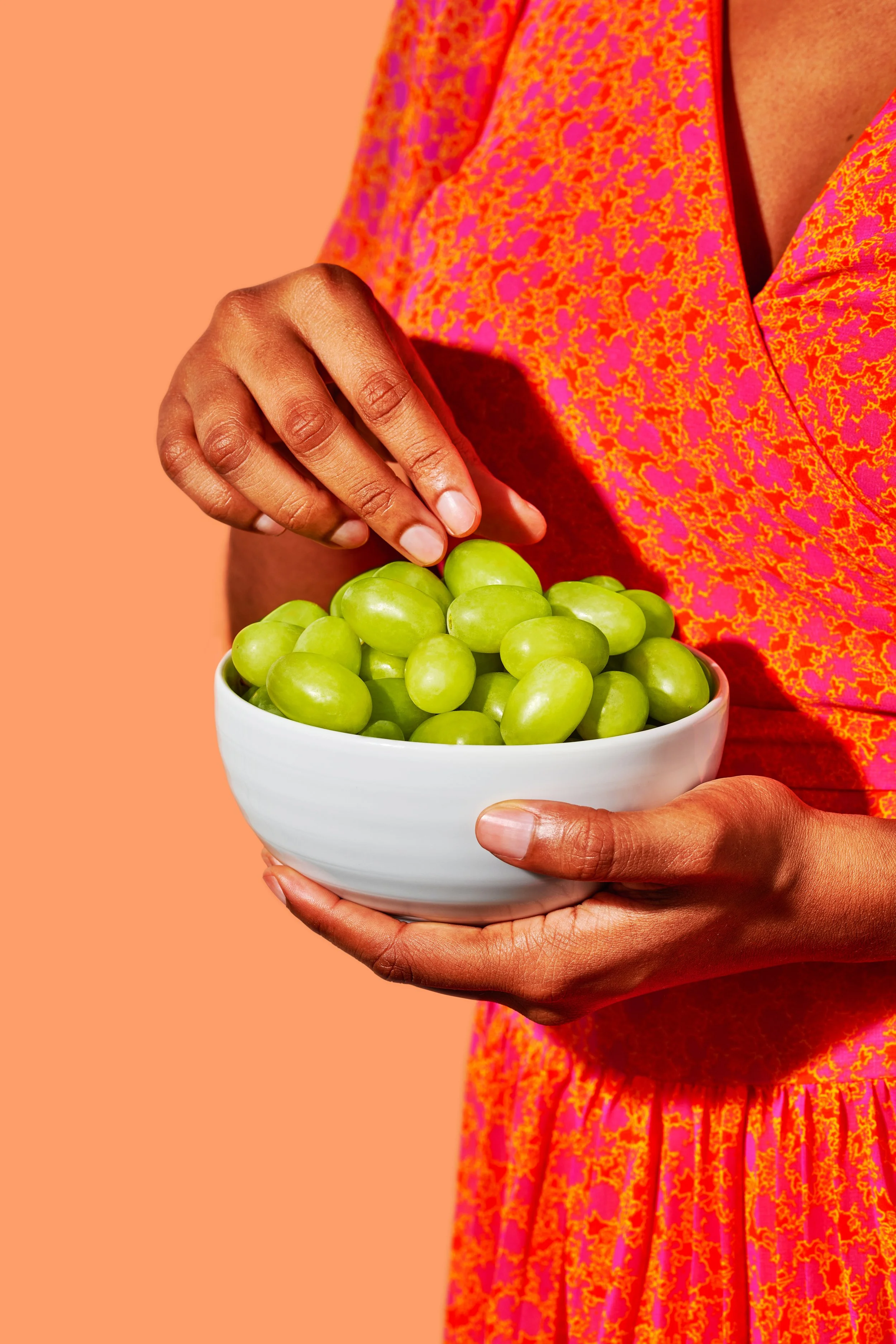 Fowler-Website97509_Girl_Grapes.jpg