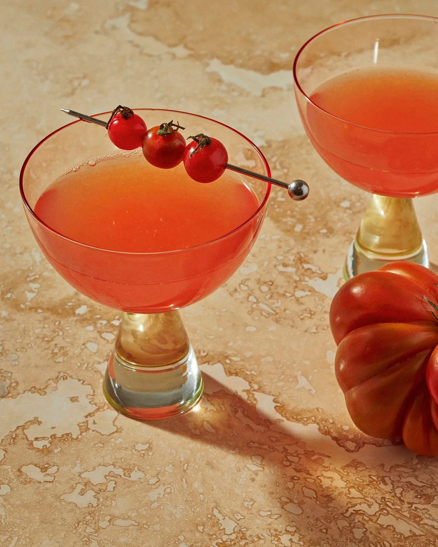 editorial beverage photo of a tomato martini / shot by commercial food photographer Ali Redmond