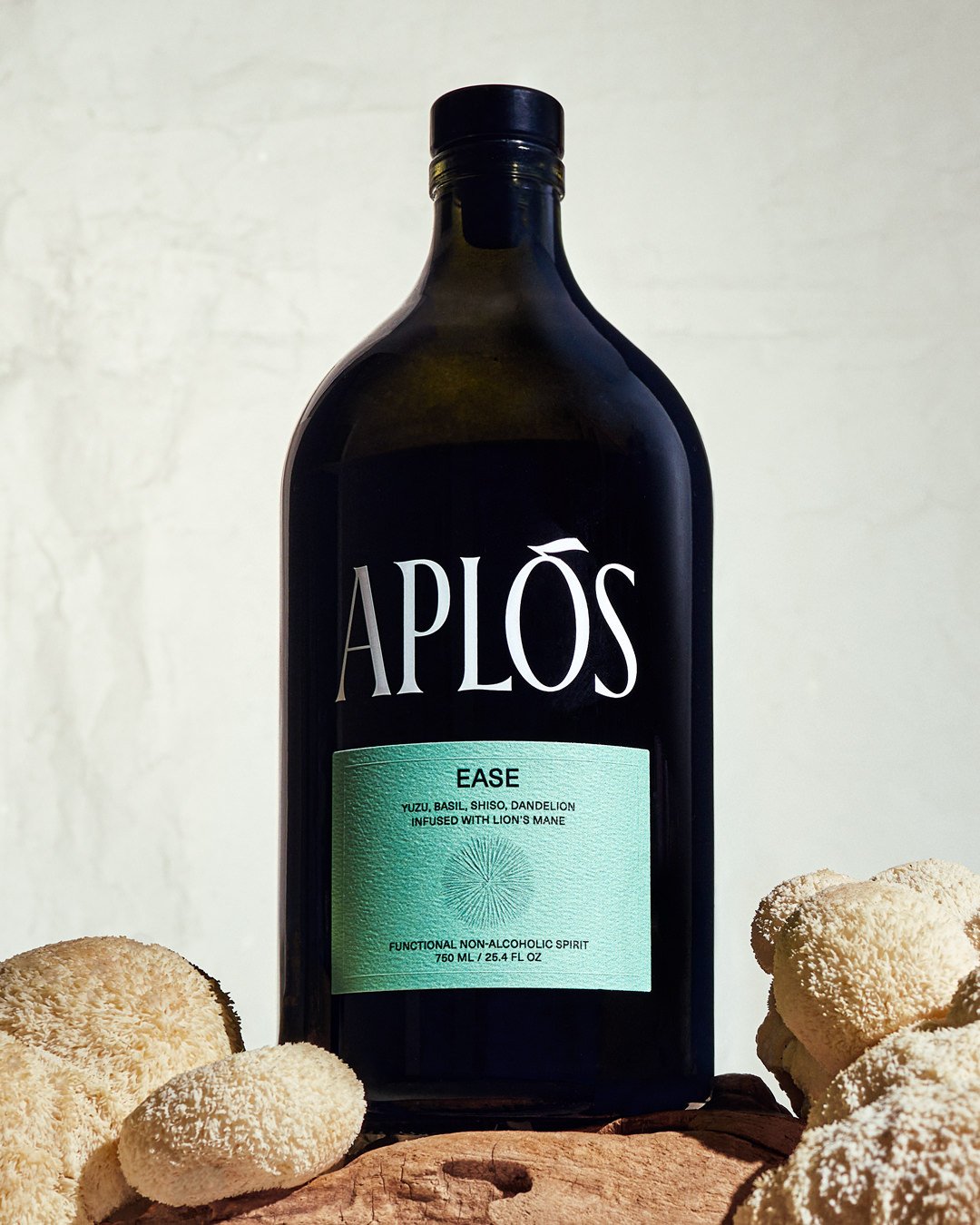 commercial product photo of non alcohol bottle aplos / shot by commercial brand food photographer Ali Redmond