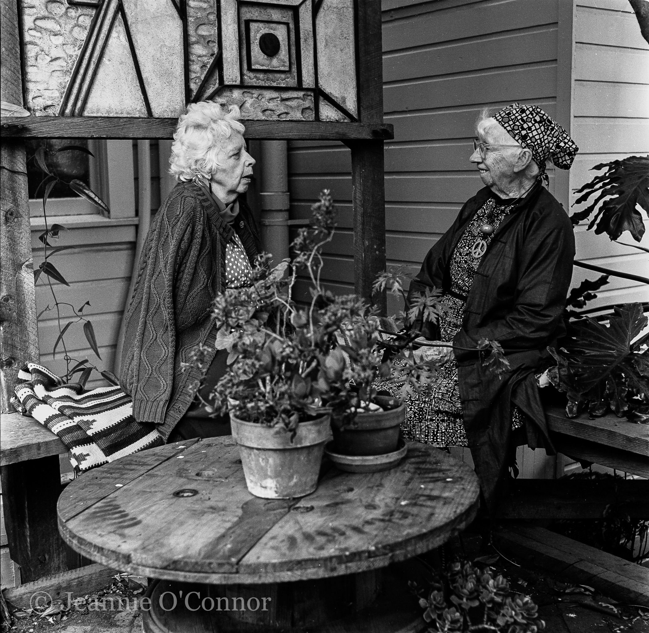 Imogen Cunningham and Lisette Model in Imogen's garden