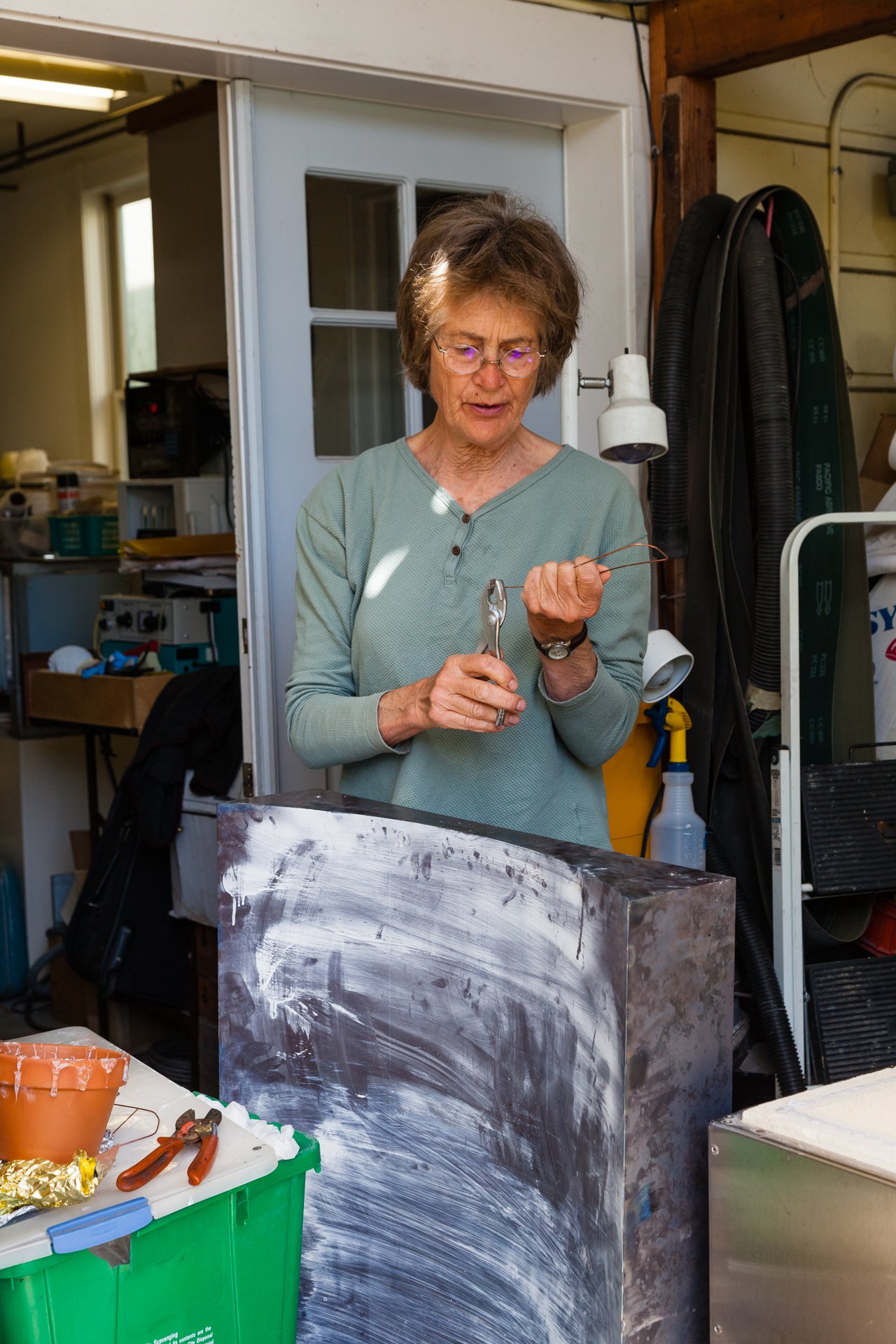 Mary White in glass studio