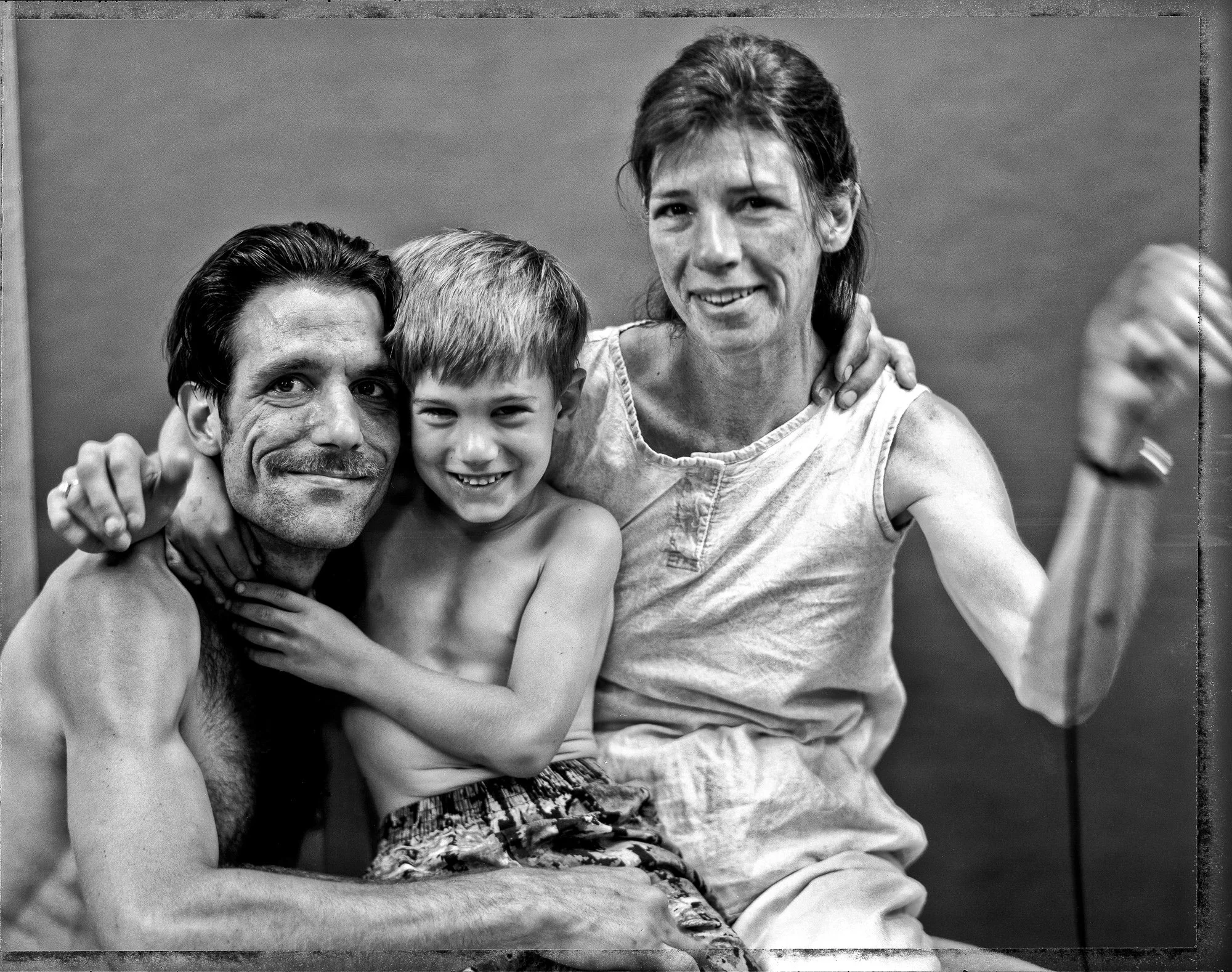 02-family009-16x20print.jpg