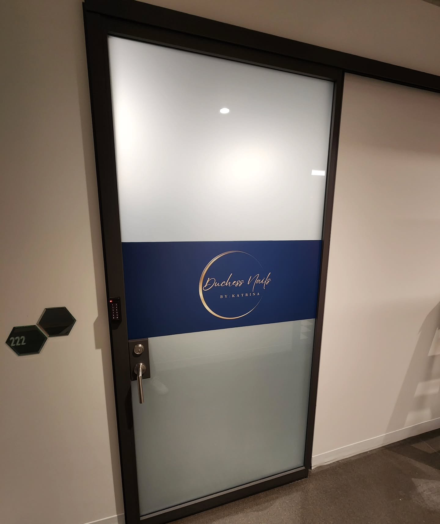 Privacy frost and branding for @duchessnails_bykatrina 
#privacyfrosting #windowfrost #decals #campvinyl #yeg