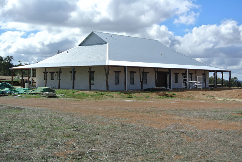 Straw bale lime render