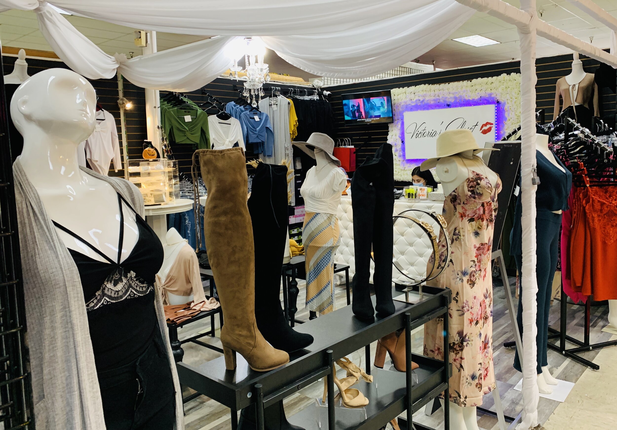 Women's & Children Fashion — Palmdale International Shopping Mall