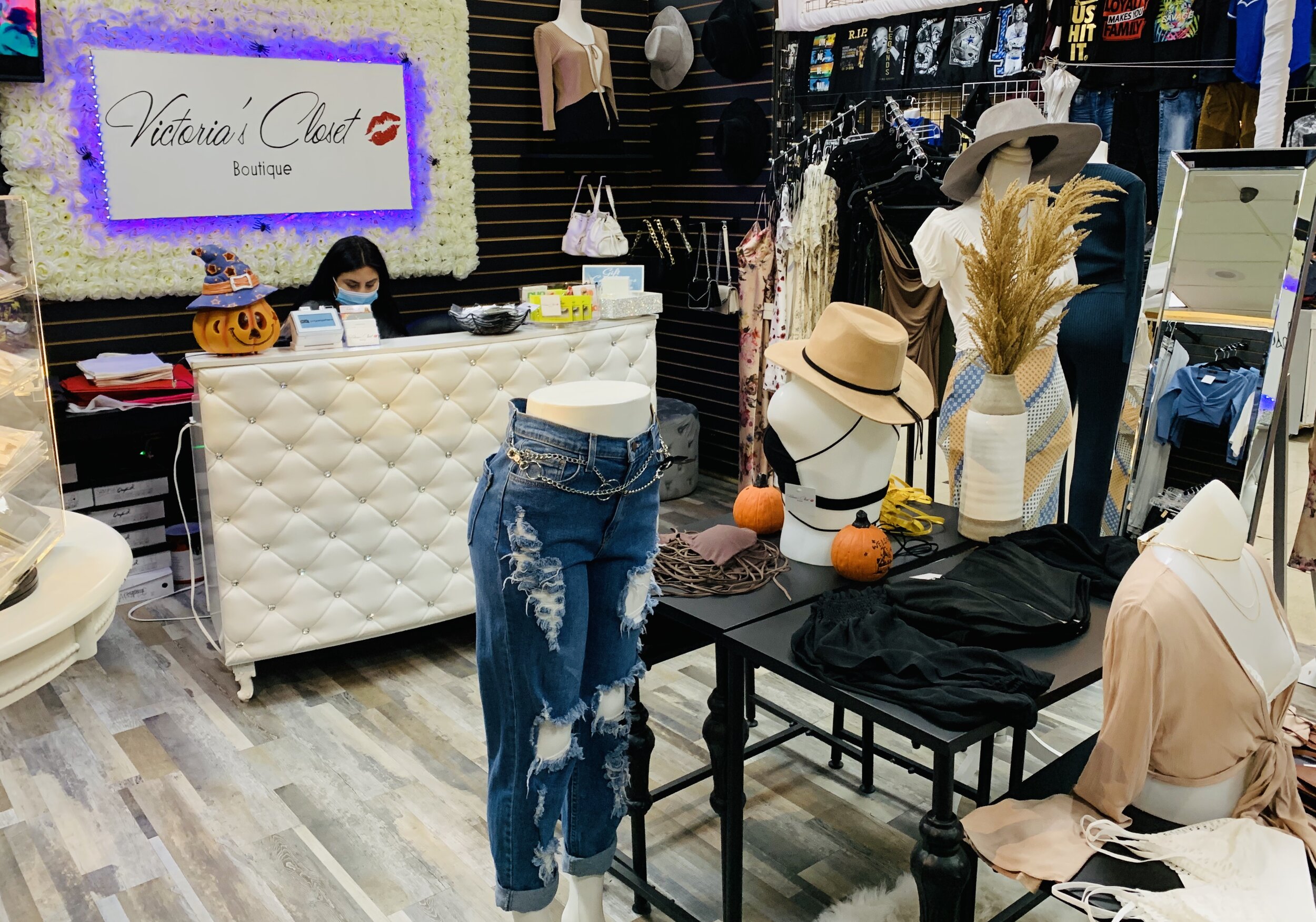 Women's & Children Fashion — Palmdale International Shopping Mall