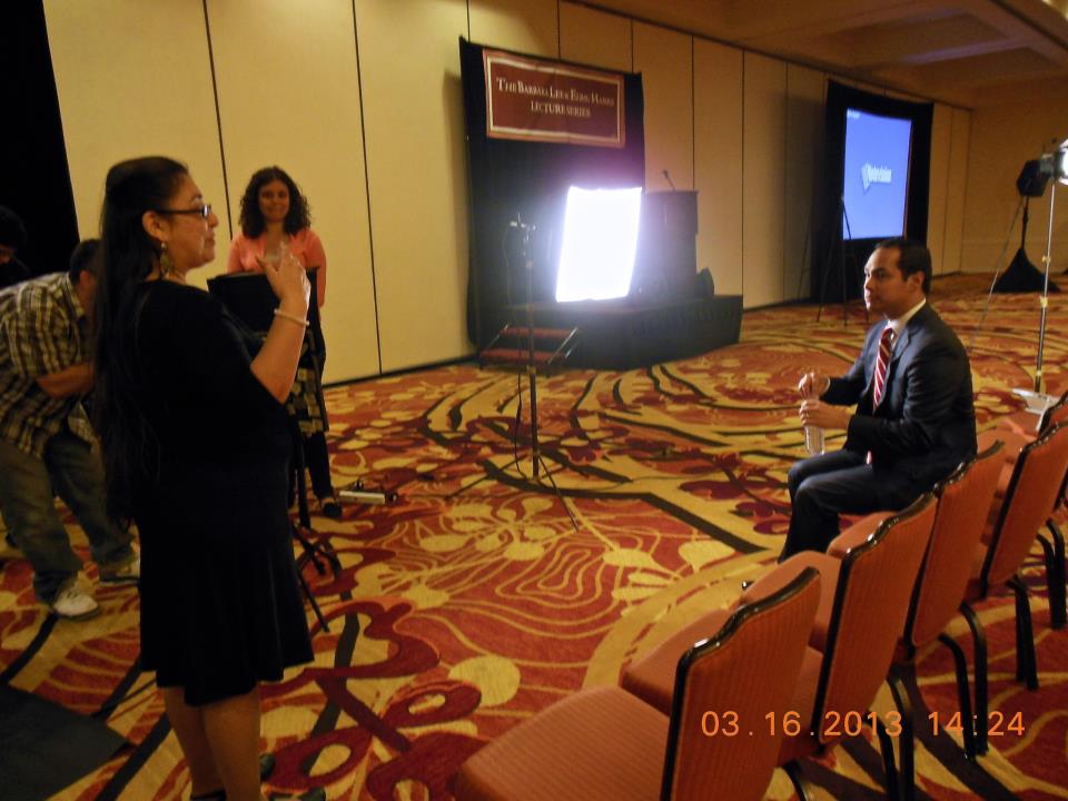 Martina Directing Mayor Julian Castro.jpg