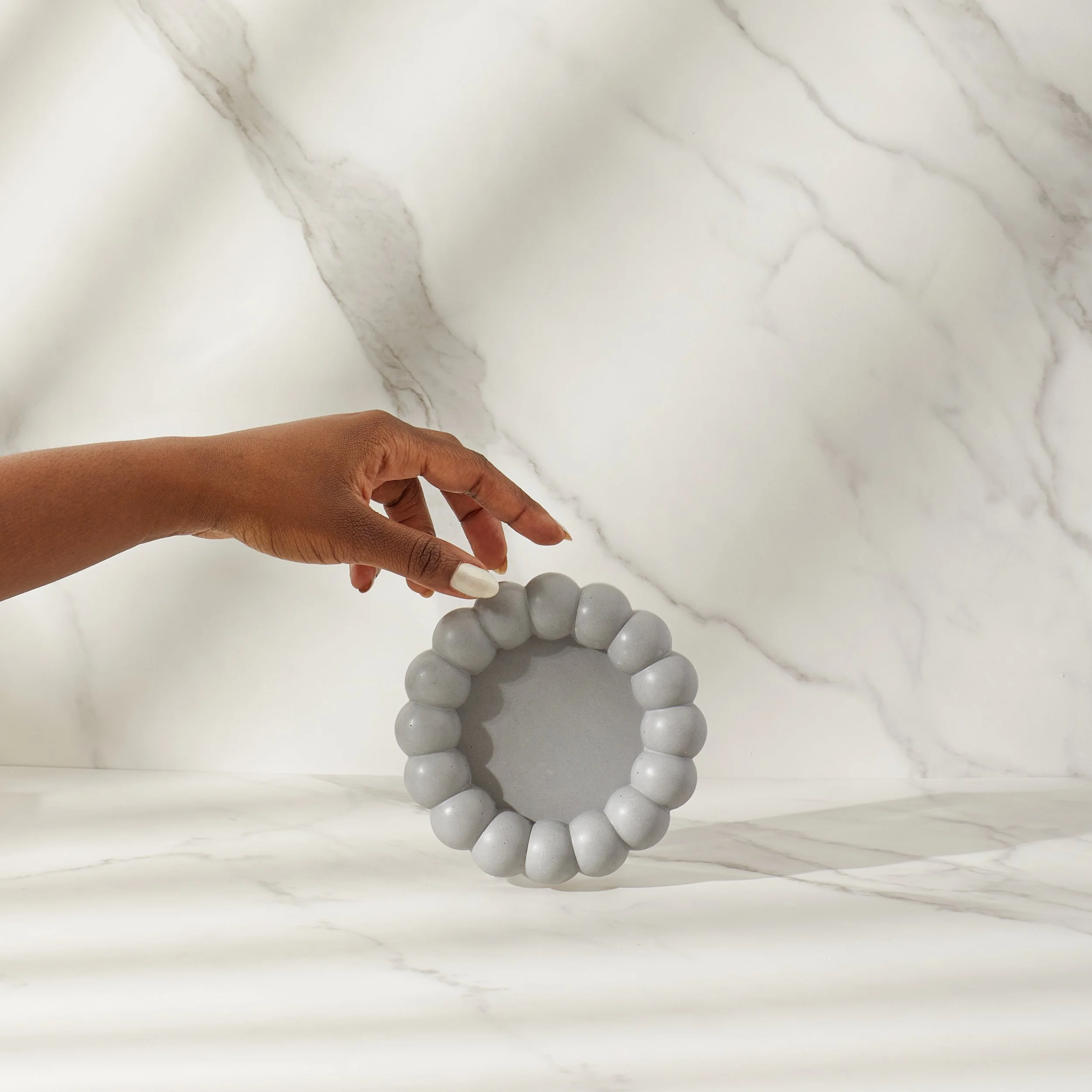 Bubble Tray_Medium Gray_1.JPG