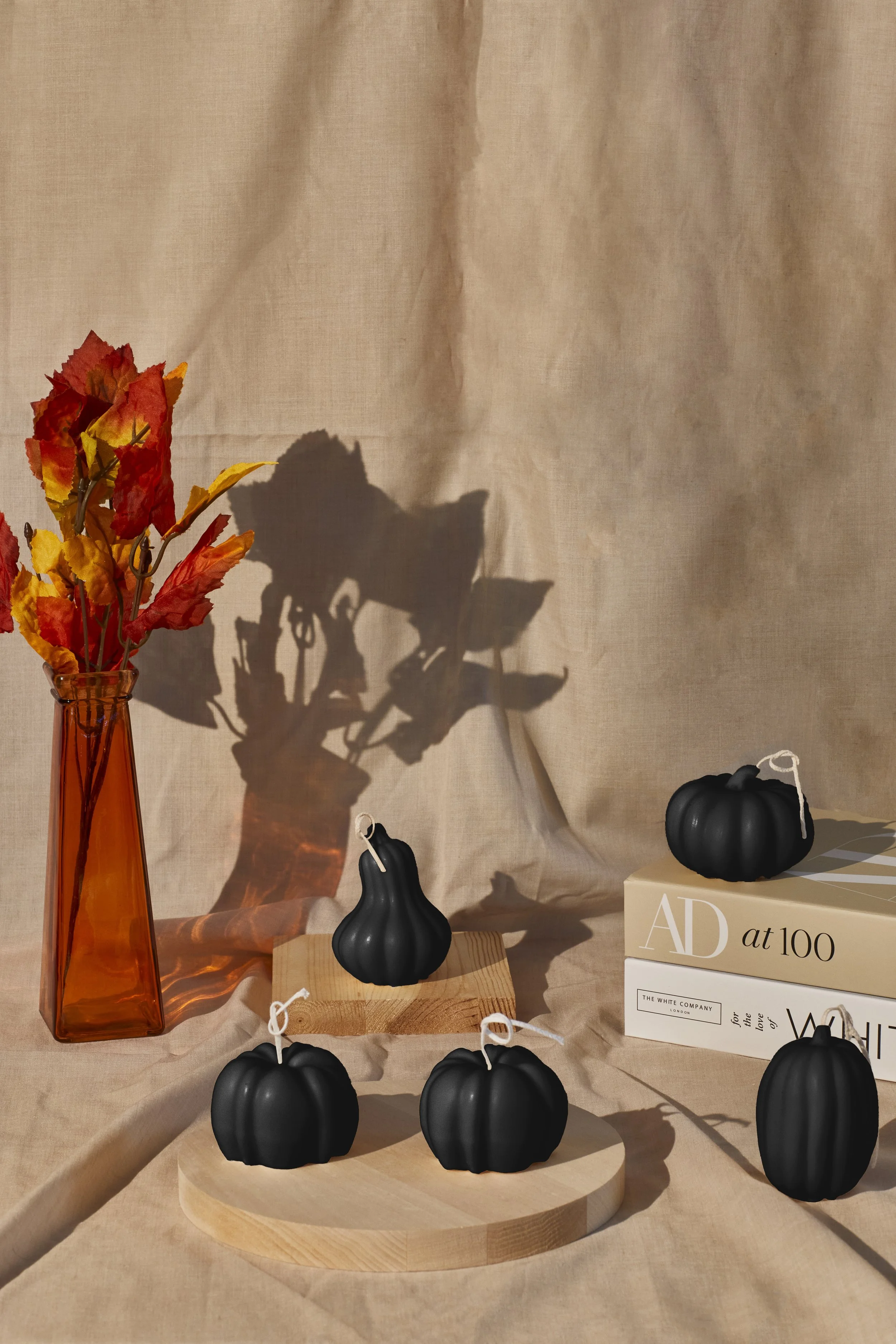 Pearl white Set_25_Natural Black.jpg