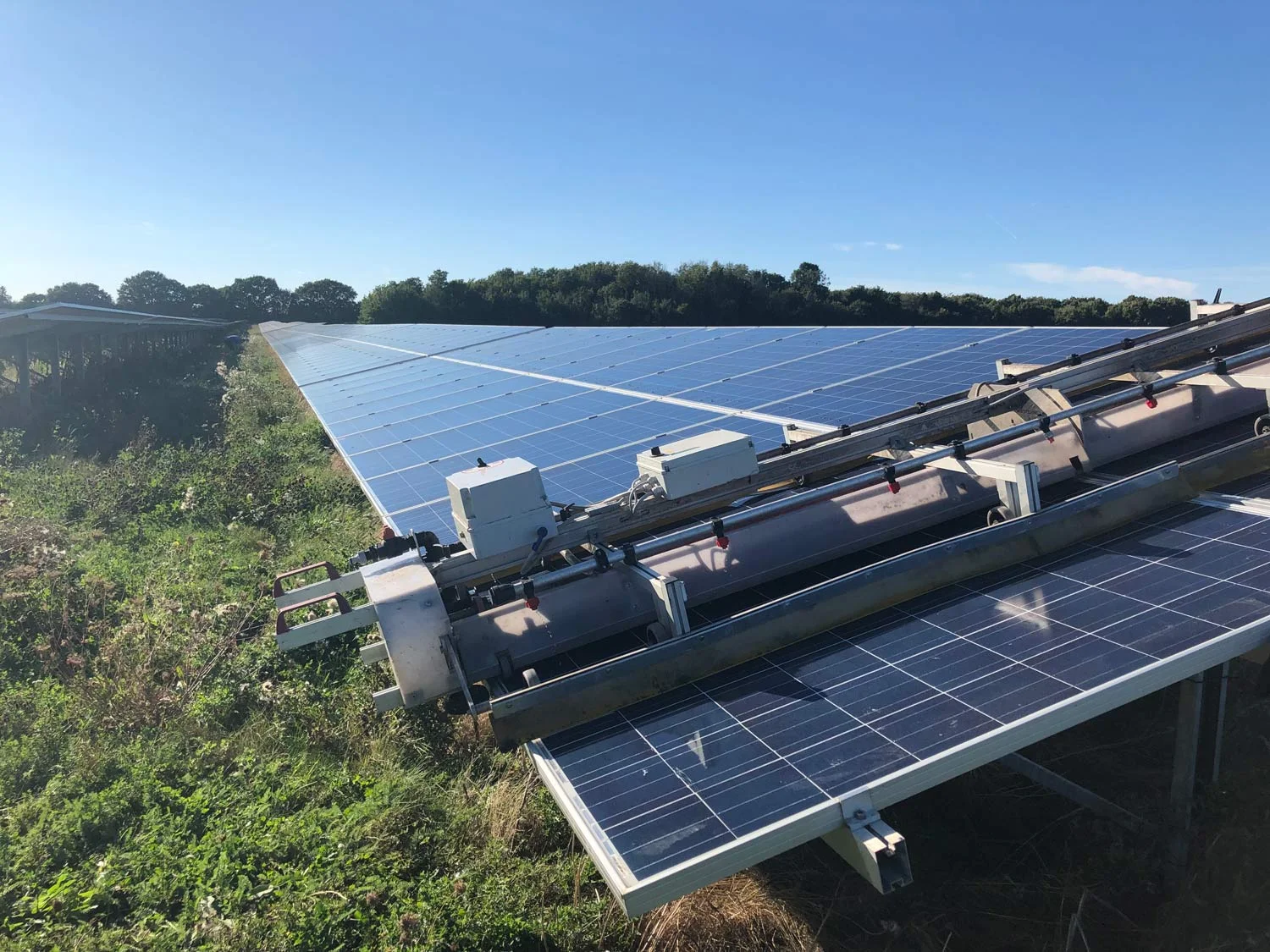 Specialists in commercial solar panel cleaning