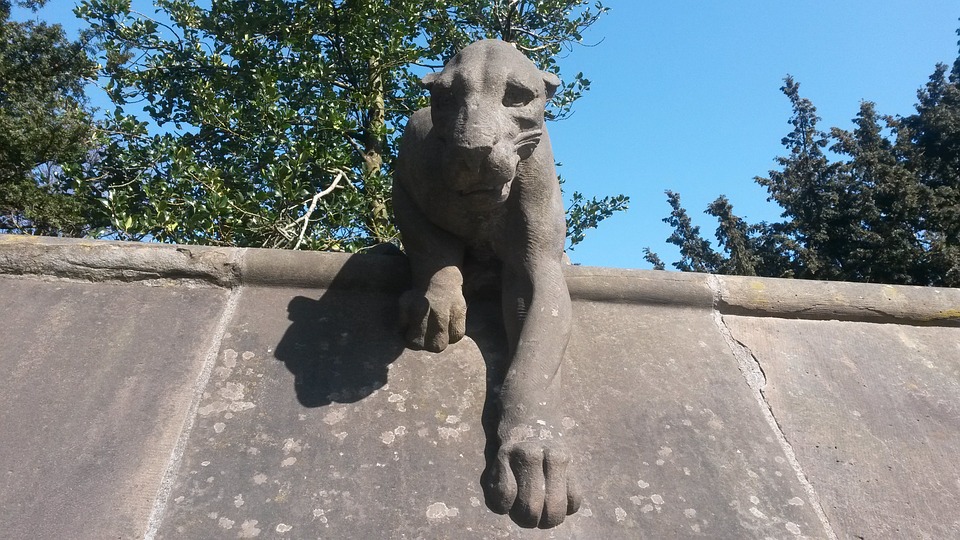 One of the many stone animals guarding the walls of Cardiff Castle