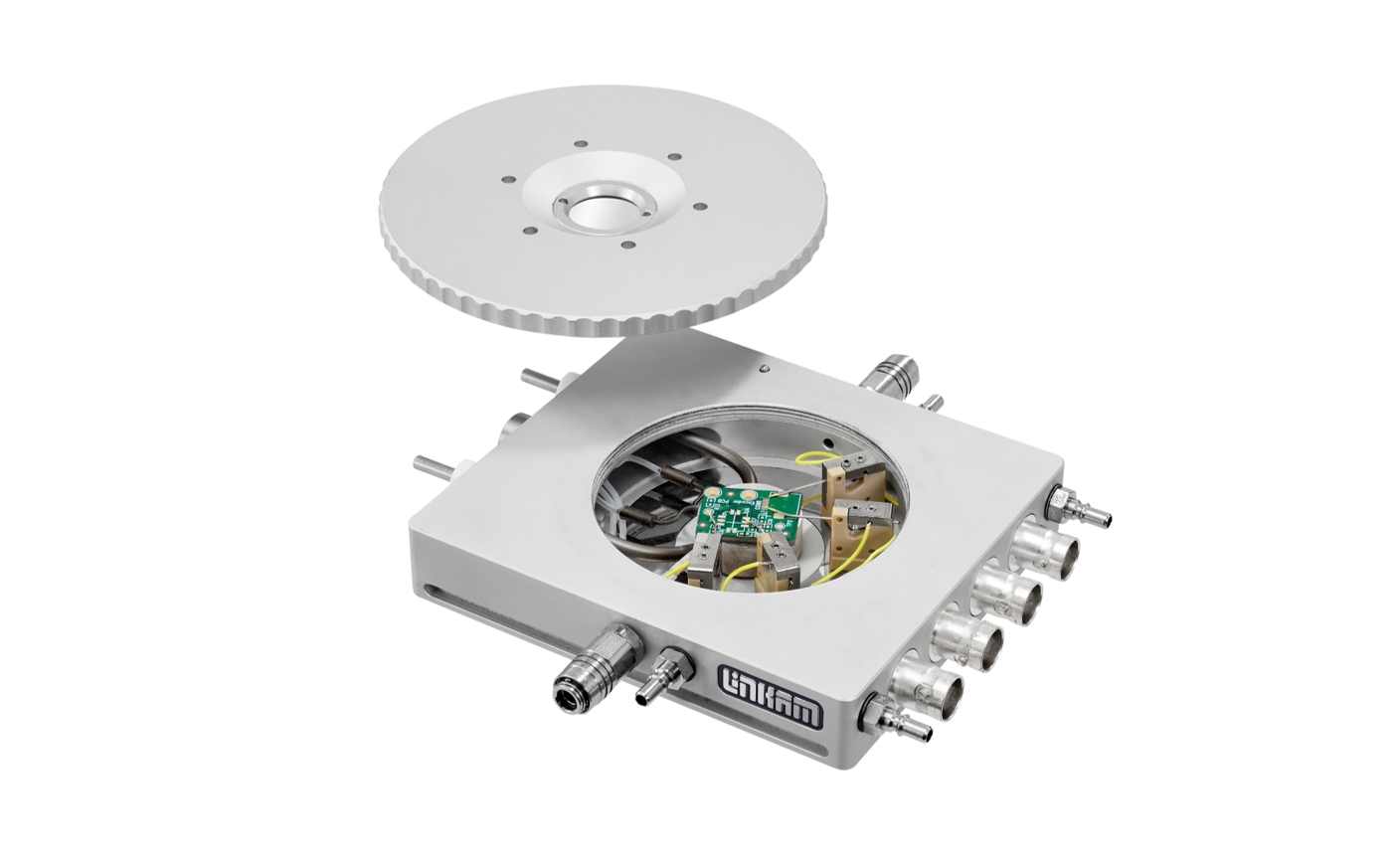 Environmental probe stage for electrical bias measurement