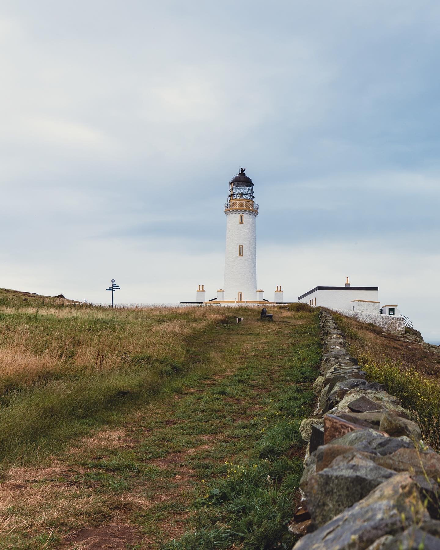 Part two of the Scottish Road-trip 🏴󠁧󠁢󠁳󠁣󠁴󠁿

Here is the Southern most point of Scotland, the Mull of Galloway lighthouse. 

#hiddenscotland #visitscotland #scotland #rucksackmag #roamtheplanet #simplyscotland #unlimitedscotland #sonyalphaunive