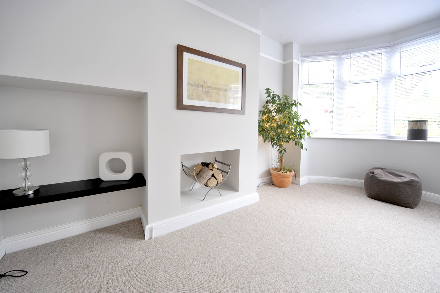   Beautiful Carpets   A wide range of carpets expertly laid   Find Out More  