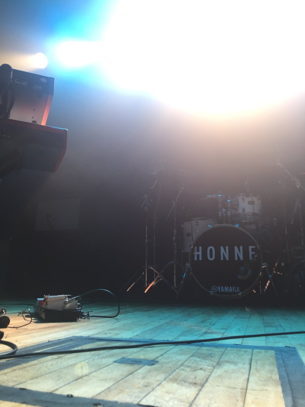   HONNE performing 10.05.2016 @ Warsaw in Brooklyn, NY.  
